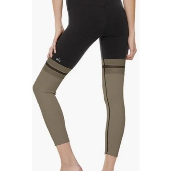 ALO Yoga Black and Olive Leggings XS but will fit S - Picture 4 of 8